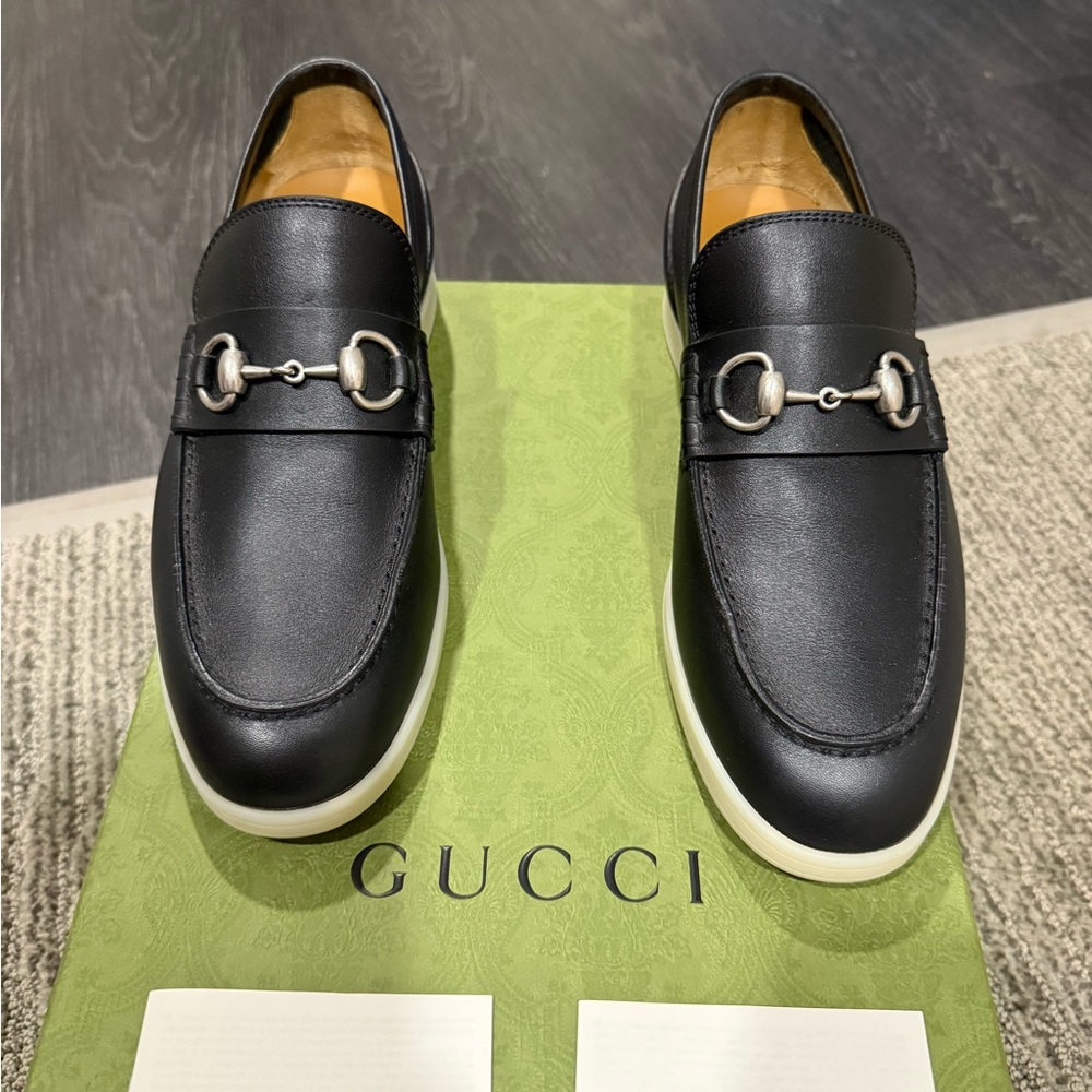 Gucci Black Leather Loafers with Silver Horsebit